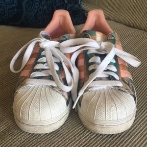 Adidas Superstar Sneakers